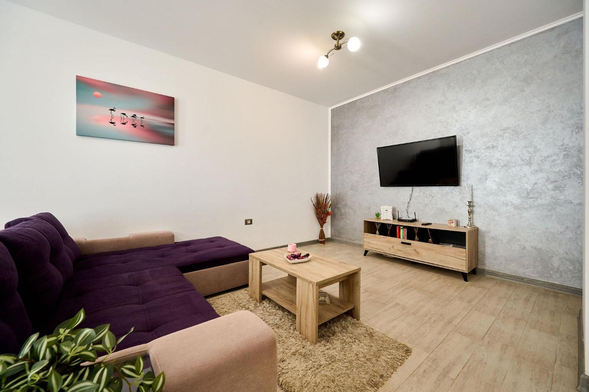 Evelyn'S Apartment Spa&Pool Beach Resort Mamaia Exterior photo